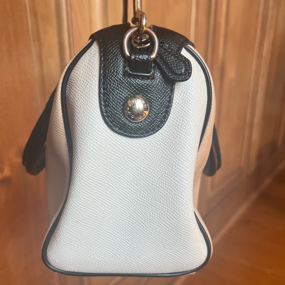 Coach cross body - Picture 3 of 8